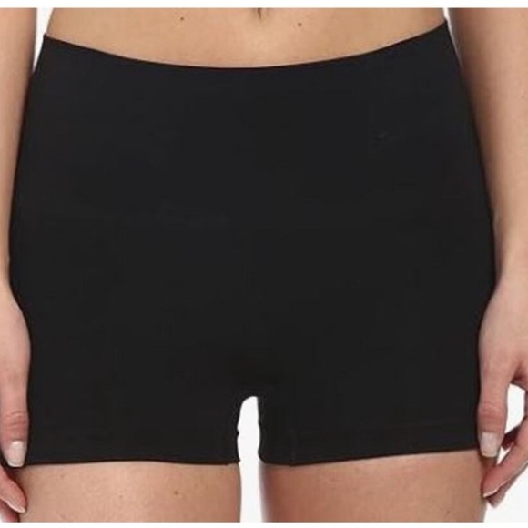 NEW! SPANX Shapewear Everyday Shaping Tummy
Control Panties Boy short - Picture 4 of 4